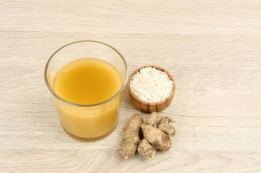 Gezonde gemberdrank als alternatief voor koffie om 16 uur.
